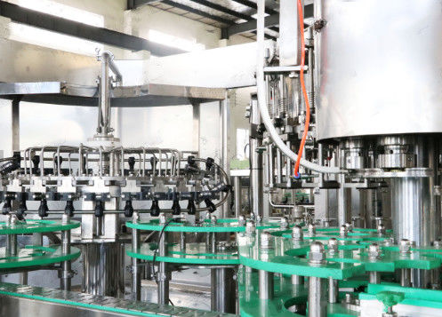 Automatische HAUSTIER Flasche karbonisierte Füllung des alkoholfreien Getränkes der Getränk-Füllmaschine-200-2000ML